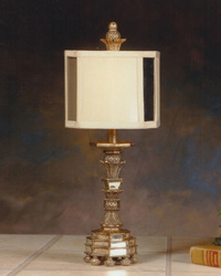 старинная лампа с трещинками на зеркальной отделке