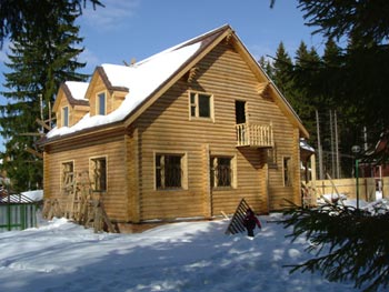 дом из древесины